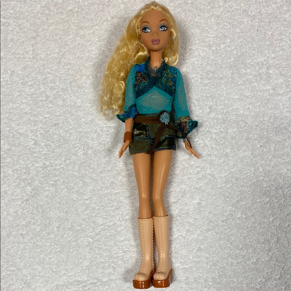1999 My Scene Kennedy BARBIE Blonde Wavy Hair Blue Eyes Earrings Articulated